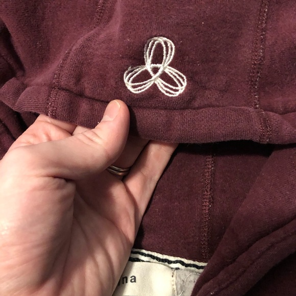 TNA Baltic Hoodie - Picture 3 of 5